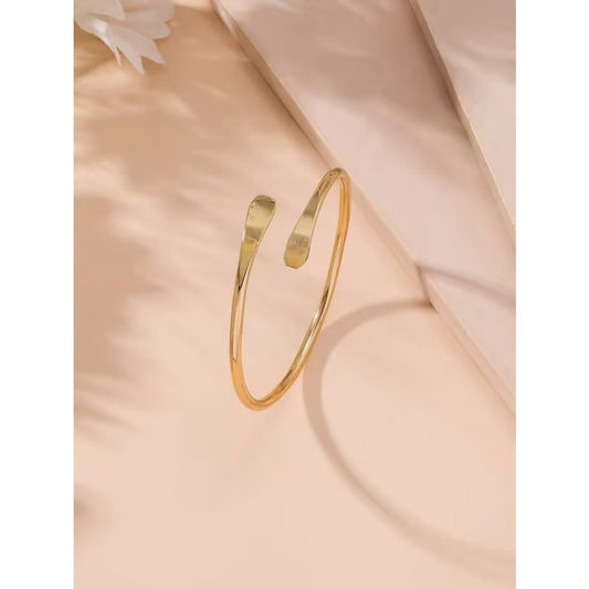 Vintage-Inspired Open Cuff Chic Minimalist Elegant Vintage-Inspired Open Cuff Bracelet for Women - Perfect for Daily Wear & Parties